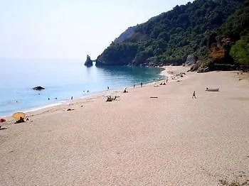 Kapaniaris 3*